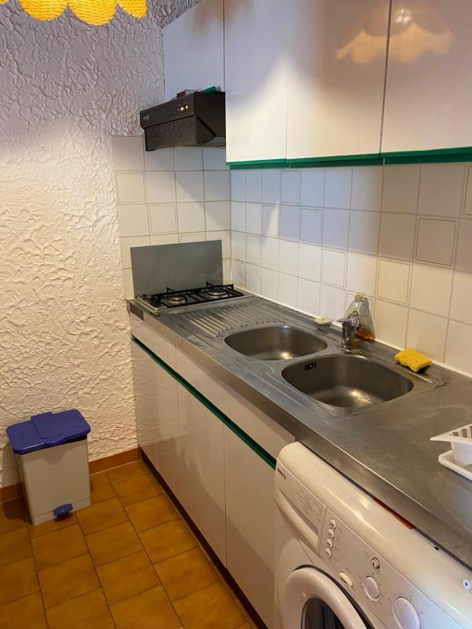 לומיו Location 5 Personnes Sant Ambroggio Cocody Village מראה חיצוני תמונה